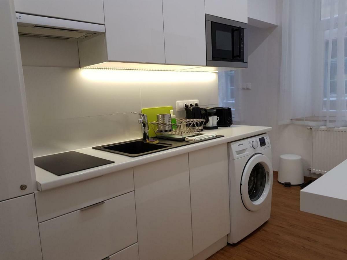Renaissance Studio Apartment Budapest Esterno foto