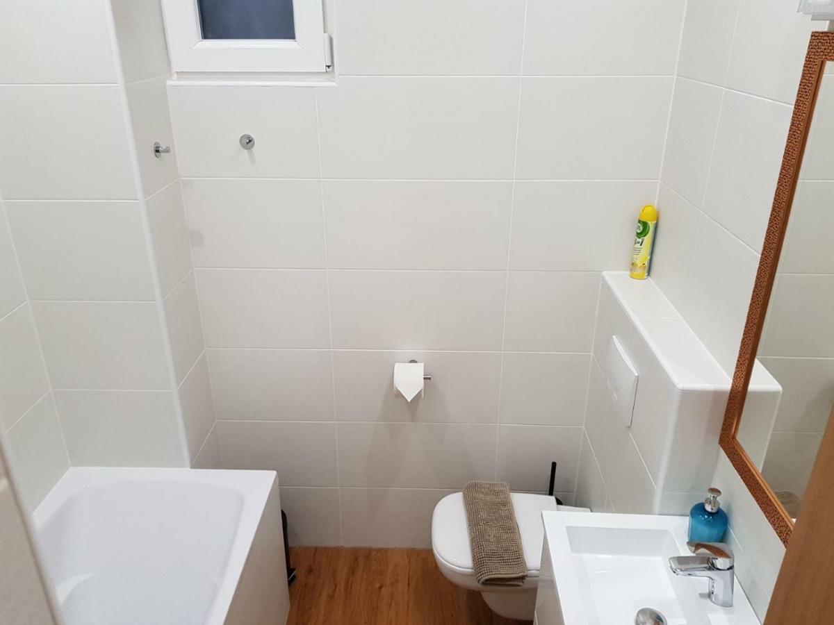 Renaissance Studio Apartment Budapest Esterno foto